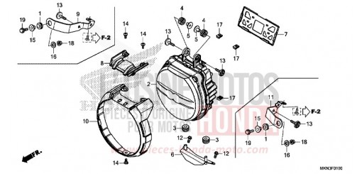 PROJECTEUR CB650RAK de 2019